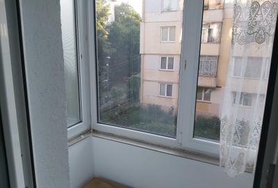 Apartament cu 2 camere decomandat în Exterior Vest - 3