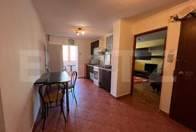 Apartament cu 2 camere decomandat, mobilat în Decebal