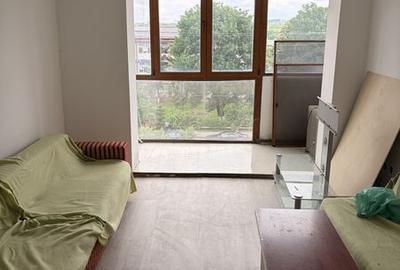 Apartament cu 3 camere decomandat în Central - 4