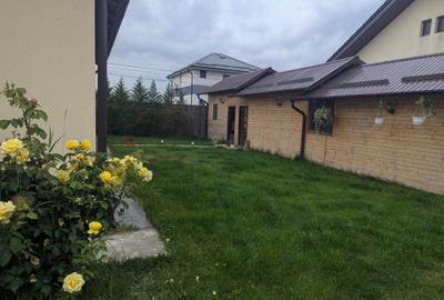 Casă individuală cu 2 camere cu Canalizare în Săbăreni - 10