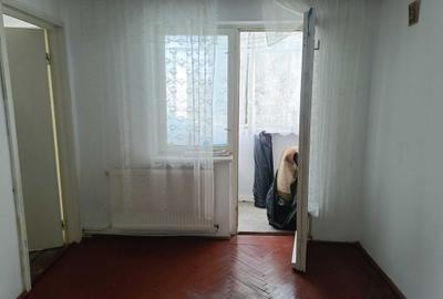 Apartament cu 2 camere semidecomandat în Fălticeni