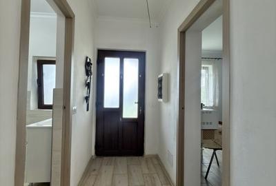 Casă cu 4 camere cu Teren 263 Mp în Sânmihaiu Român - 7