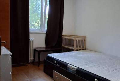 Apartament cu 3 camere semidecomandat în Drumul Taberei - 1