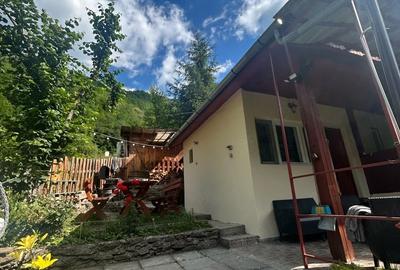 Casă cu Teren 300 Mp în Mărișel
