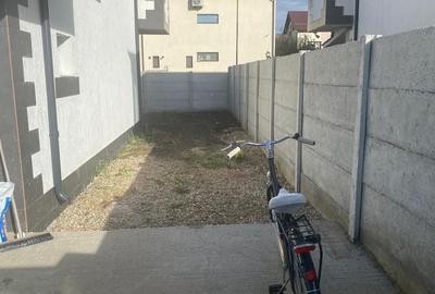 Duplex cu 4 camere cu Canalizare în Nord-Est - 16