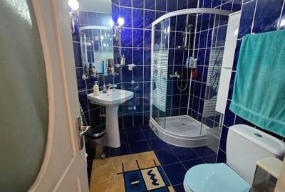 Casă cu 8 camere cu Canalizare în Central - 15