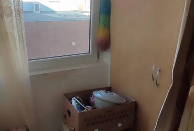 Apartament cu 2 camere decomandat în Dumbrava 2 - 3