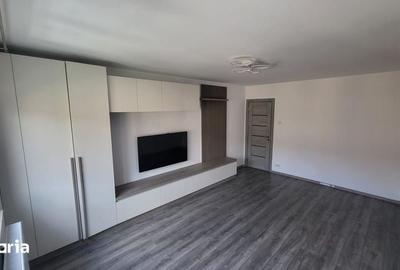 Apartament cu 2 camere în Tractorul - 4