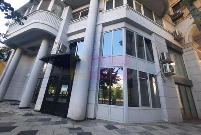 Spațiu comercial, de 95 mp, în Decebal - 12