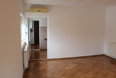 Duplex cu 1 camere cu Canalizare în Valu lui Traian - 4