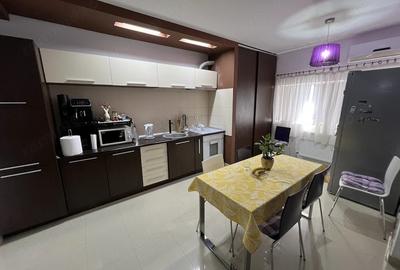Apartament cu 3 camere decomandat în Favorit - 4