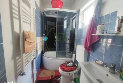 Casă cu 3 camere cu Teren 458 Mp în Central