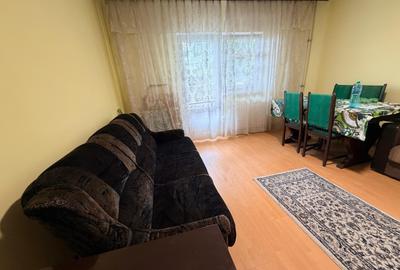 Apartament cu 2 camere decomandat în Viilor