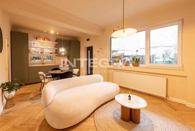 Apartament cu 2 camere semidecomandat, mobilat în Central - 1