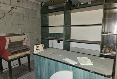 Spațiu comercial, de 500 mp, în Central - 9