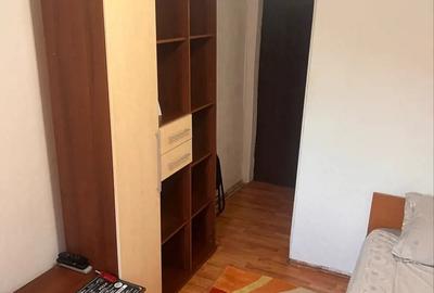 Garsonieră decomandată în Complex Studențesc