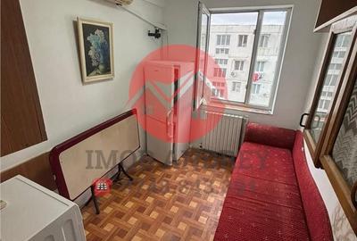 Garsonieră în Vest - 2