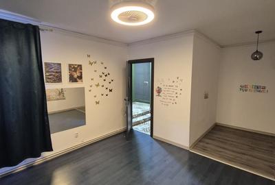 Casă cu 7 camere cu Teren 100 Mp în Vatra Luminoasă - 4