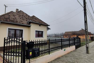 Casă cu 5 camere cu Teren 2000 Mp în Central - 16