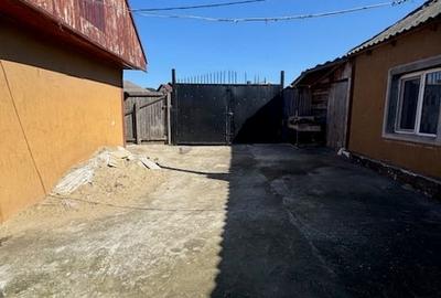 Casă cu 4 camere cu Teren 388 Mp în Palazu Mare - 13