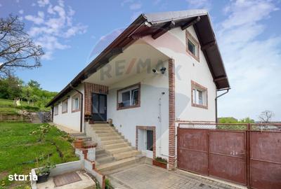 Casă cu 3 camere cu Teren 1029 Mp în Tărlungeni - 2