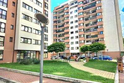 Apartament cu 3 camere decomandat, mobilat în Tătărași