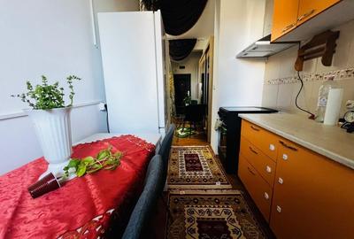 Apartament cu 2 camere decomandat în UTA - 5