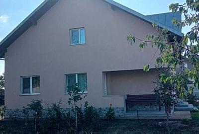 Casă cu 3 camere în Florești - 5