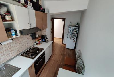 Apartament cu 2 camere decomandat în Palat - 4