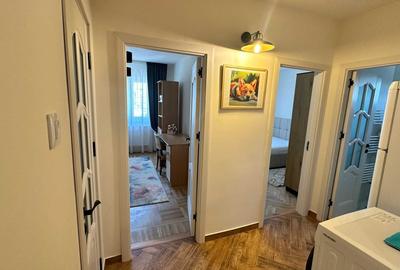 Apartament cu 3 camere decomandat în Central - 2