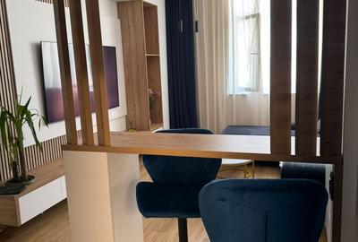 Apartament cu 2 camere decomandat în Vitan
