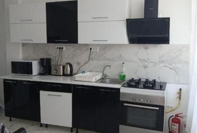 Garsonieră decomandată în Central