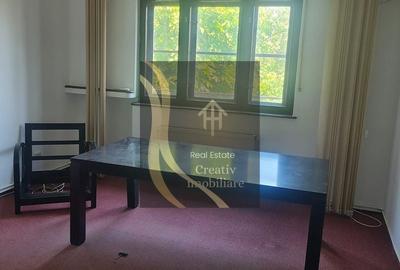 Apartament cu 3 camere în Victoriei