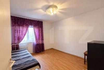 Apartament cu 3 camere decomandat în Liliacului