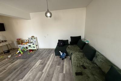 Apartament cu 3 camere decomandat, mobilat în Palazu Mare - 1