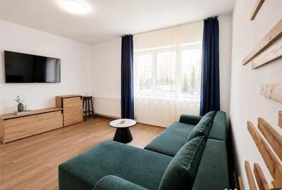 Apartament cu 3 camere decomandat în Noua