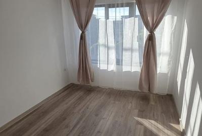 Casă cu 4 camere cu Teren 162 Mp în Central - 1