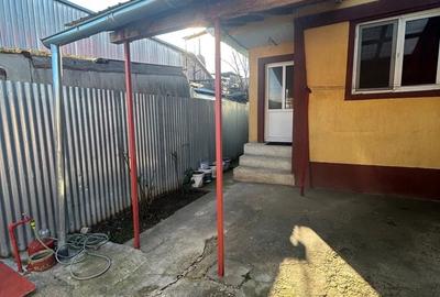 Casă cu 2 camere cu Teren 20 Mp în Central - 2