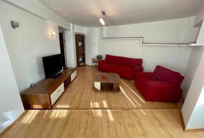 Apartament cu 3 camere decomandat, mobilat în Ultracentral