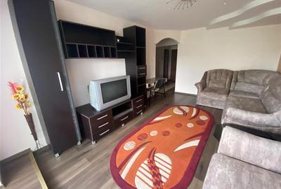 Apartament cu 3 camere decomandat, mobilat în Păcurari