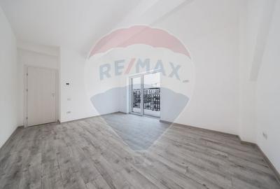 Apartament cu 1 camere decomandat în Tractorul - 6