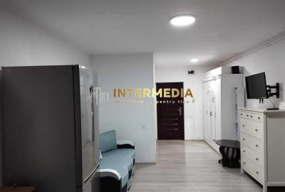Apartament cu 3 camere decomandat, mobilat în Cetate