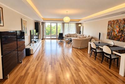 Apartament cu 4 camere în Herăstrău