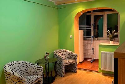 Apartament cu 3 camere semidecomandat în Central - 5