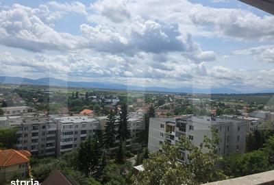 Apartament cu 2 camere semidecomandat în Simeria - 2