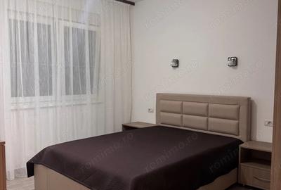 Apartament cu 3 camere în Central - 1