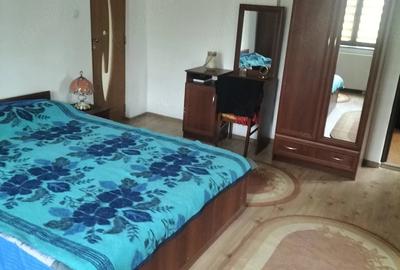 Casă cu 6 camere cu Teren 1300 Mp în Periferie - 3