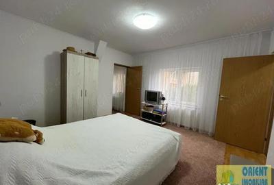 Casă cu 7 camere cu Teren 278 Mp în Gara - 9