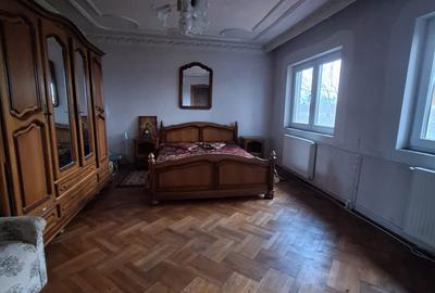 Casă cu 4 camere în Limpeziș - 1