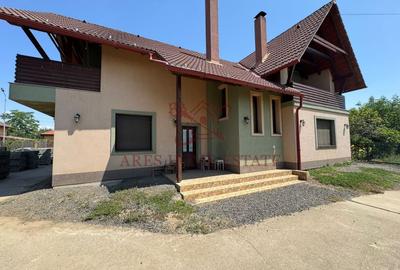 Casă individuală cu 6 camere cu Piscina în Giarmata - 1